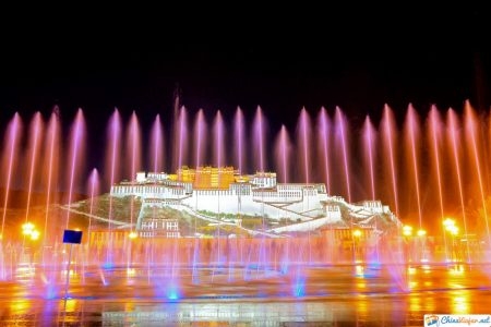 palacio potala luces